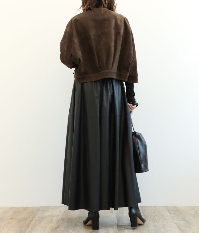 ☆春夏オススメ☆ HERMES Kelly レザーディテールスカート Classic Scandinavian Style Fashion Look with Hermes Kelly 25