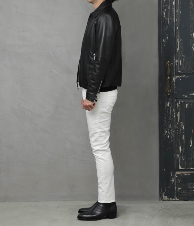 秋の白パンはライダースで大人ロックに｜STYLE BOOK｜菅原靴店