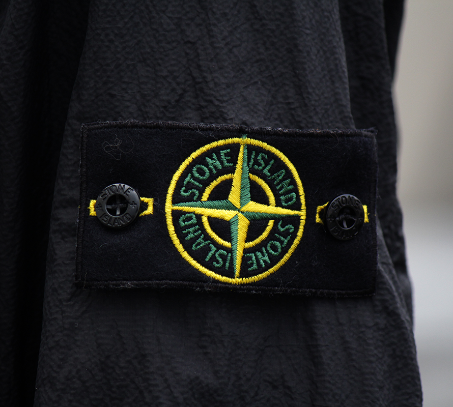 【 VIP価格】STONE ストーンアイランド ロゴ バッジ STONE ISLAND - ストーンアイランド バッジ ピンバッジ stone