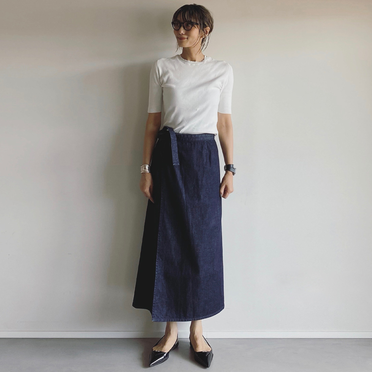 ☆MARGARET HOWELL☆【美品】綿100%ブルーネイビーデニムスカート 240957-2.jpg