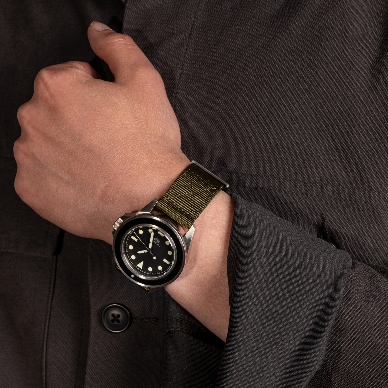 UNIMATIC ウニマティック UNN-B-SSB22 時計 ナイロン ストラップ BLACK