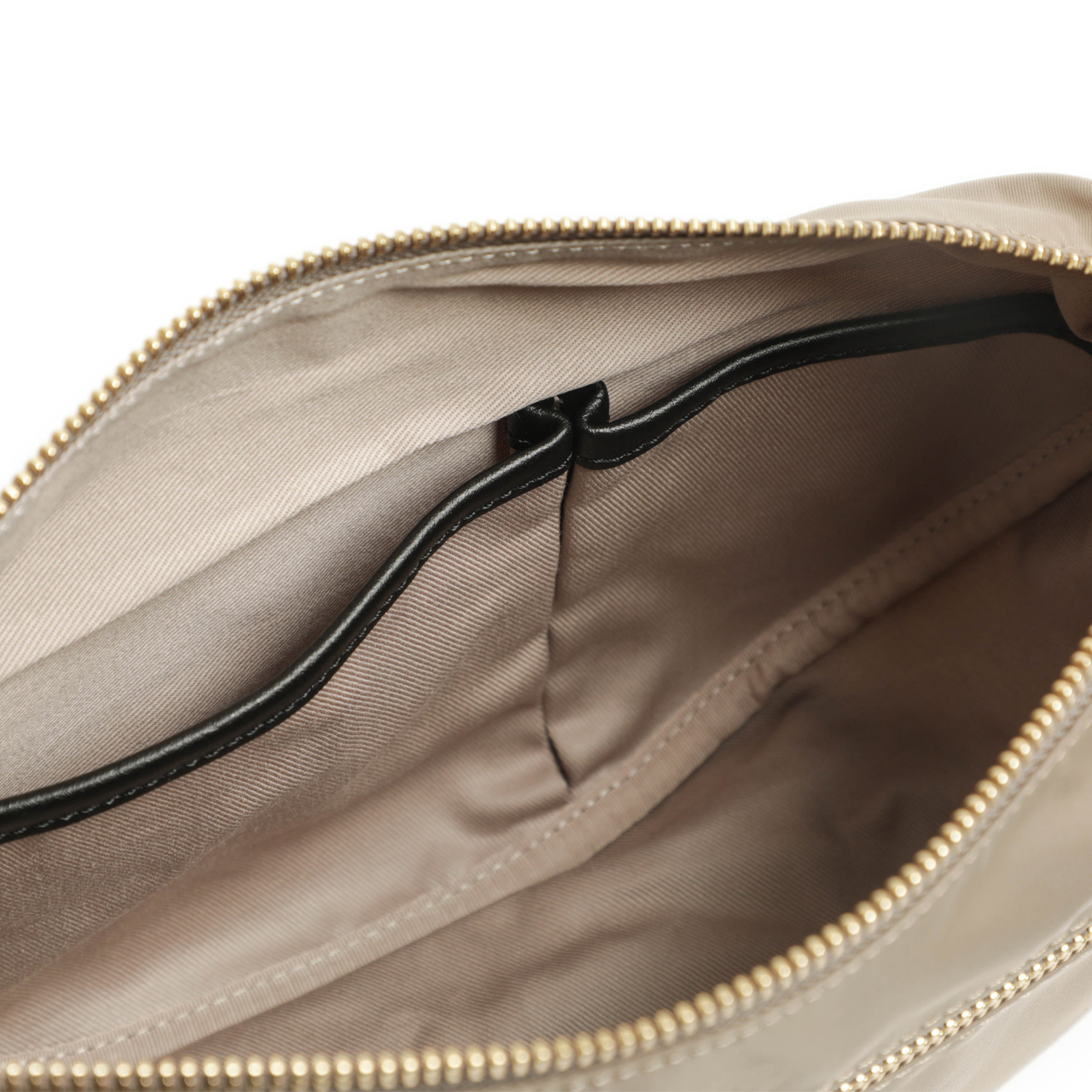 VIOLAd'ORO ヴィオラドーロ ハンド ショルダー ボディ バッグ