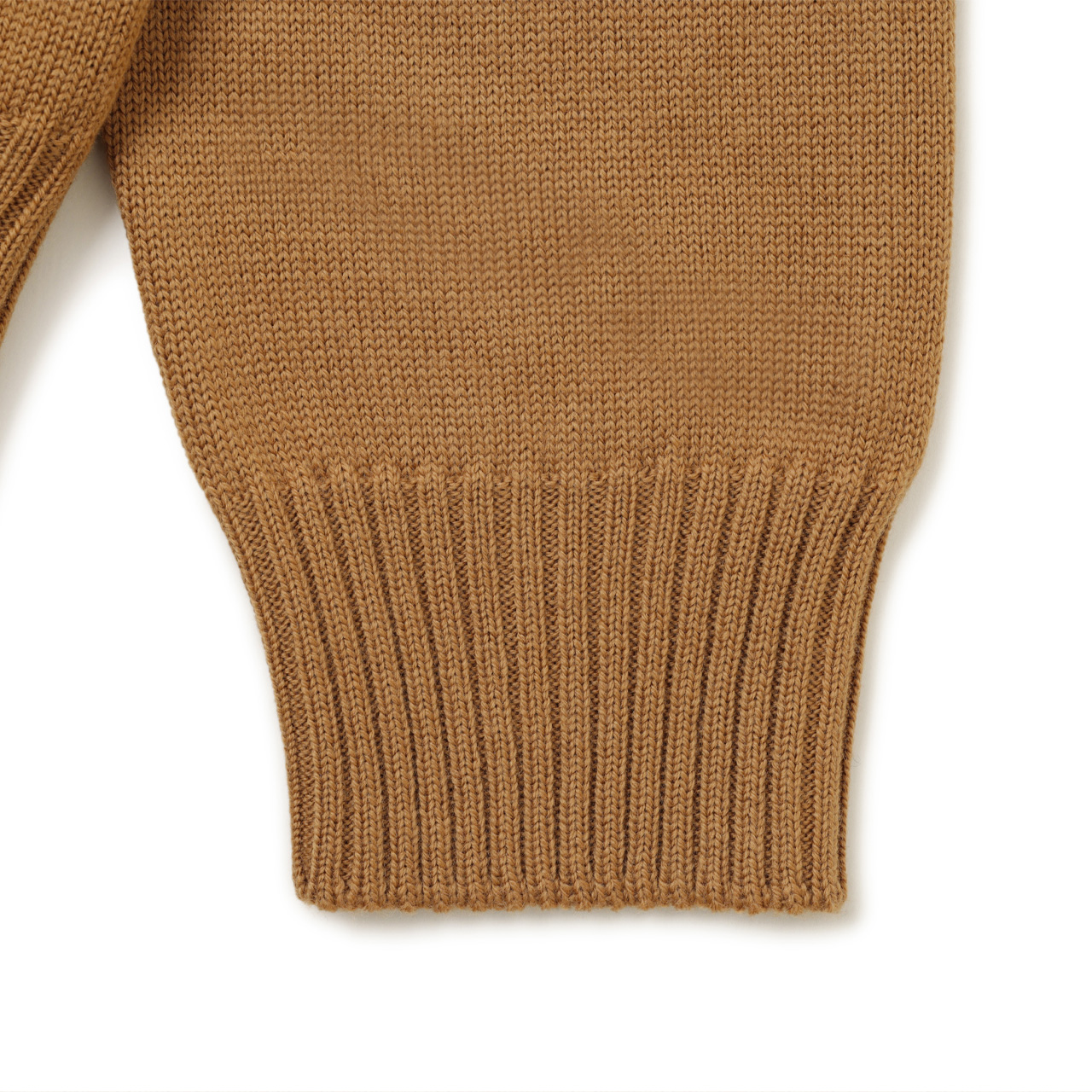 【美品】Gran Sasso グランサッソ ニット 48 キャメル　イタリア製 Gran Sasso グランサッソ ニット 8G メリノウール クルーネック