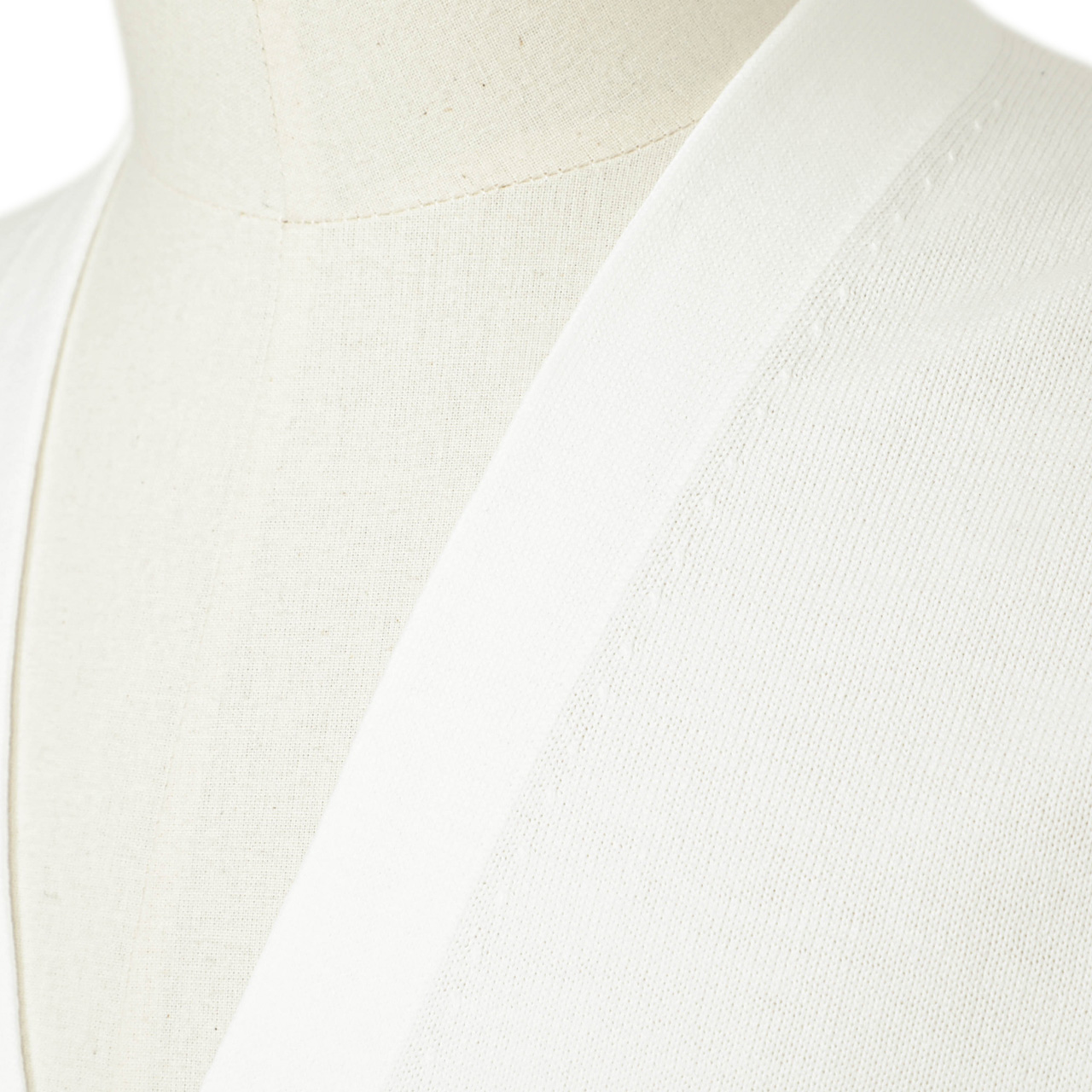 Gran Sasso グランサッソ FRESH COTTON Vネックホワイト Gran Sasso グランサッソ FRESH COTTON Vネックホワイト - メルカリ