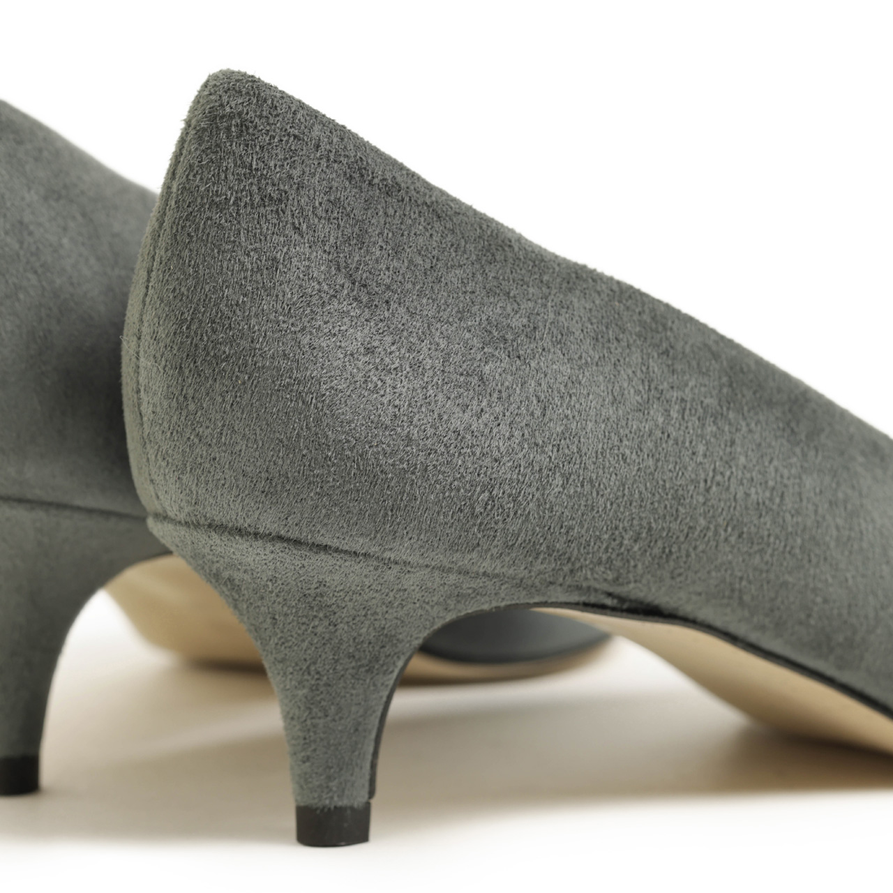 CORSO ROMA 9 コルソローマ VIOLA500 ノーヴェ パンプス スエード