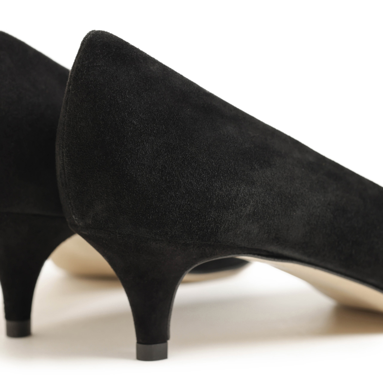 CORSO ROMA 9 コルソローマ VIOLA500 ノーヴェ パンプス スエード