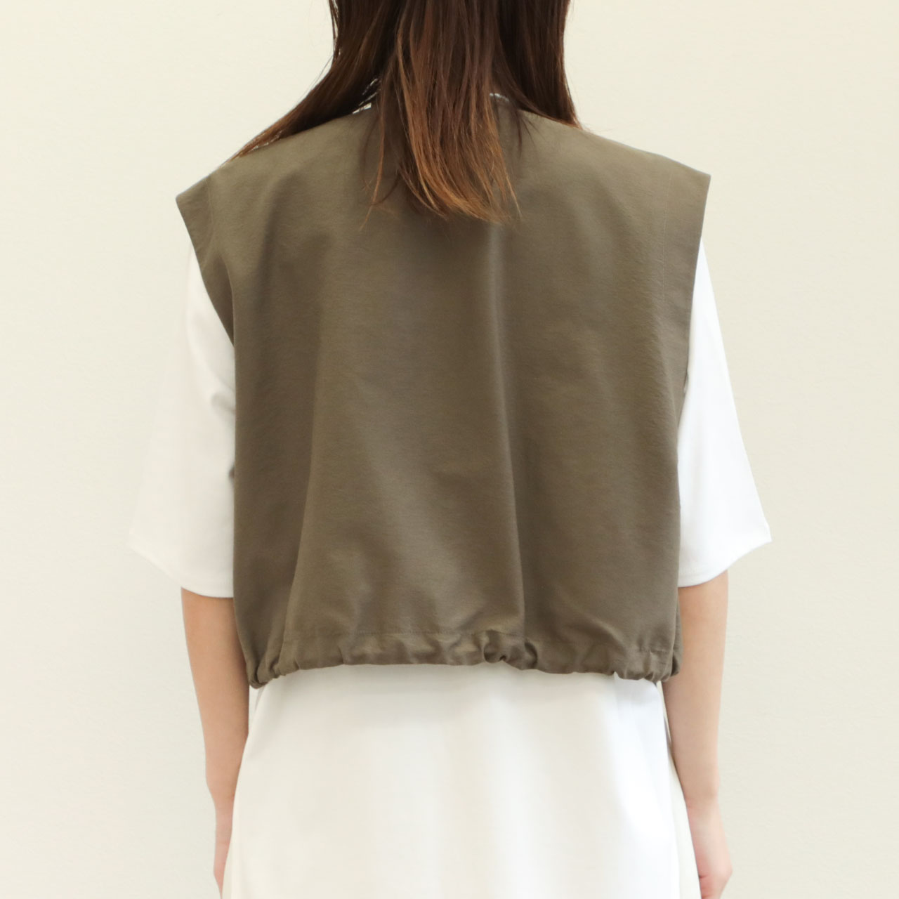 SACRA(サクラ) クロップド　ジレ　ベスト　ミリタリー SACRA サクラ CO/PE TUMBLER FINISH GILET クロップドジレ 125108061