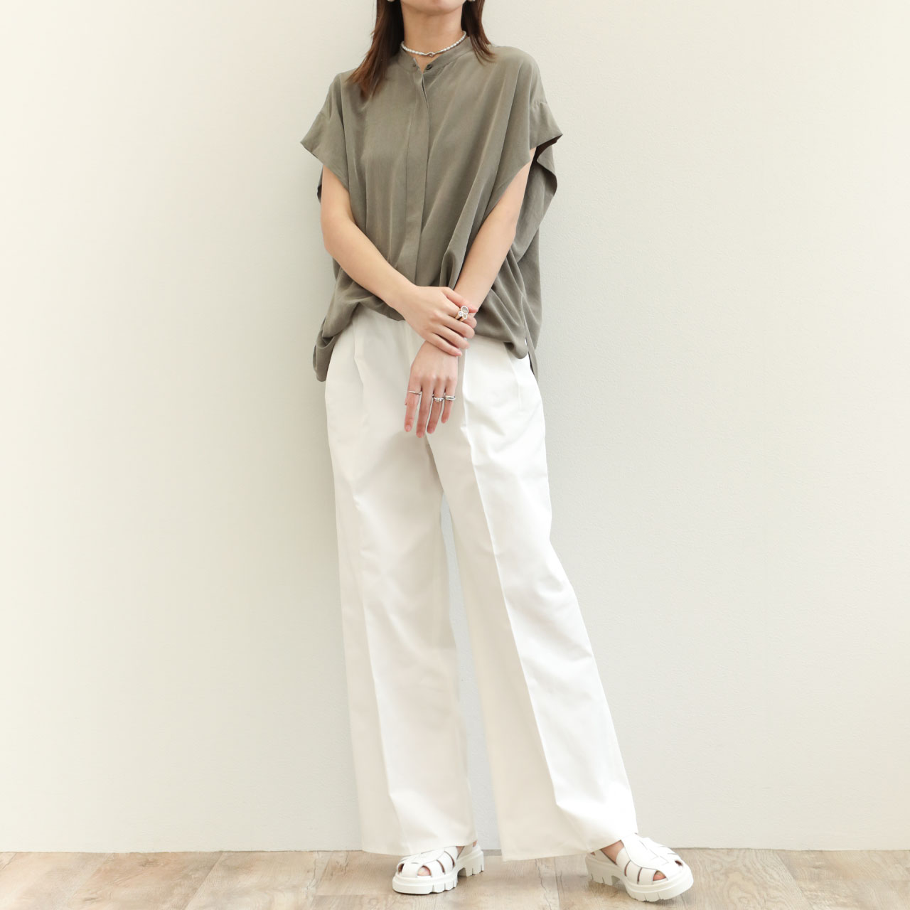 SACRA - SACRA(サクラ) 半袖シャツブラウス サイズ38 M レディース美品  - ブラウン ストライプ SACRA - SACRA(サクラ) 半袖シャツブラウス サイズ38 M