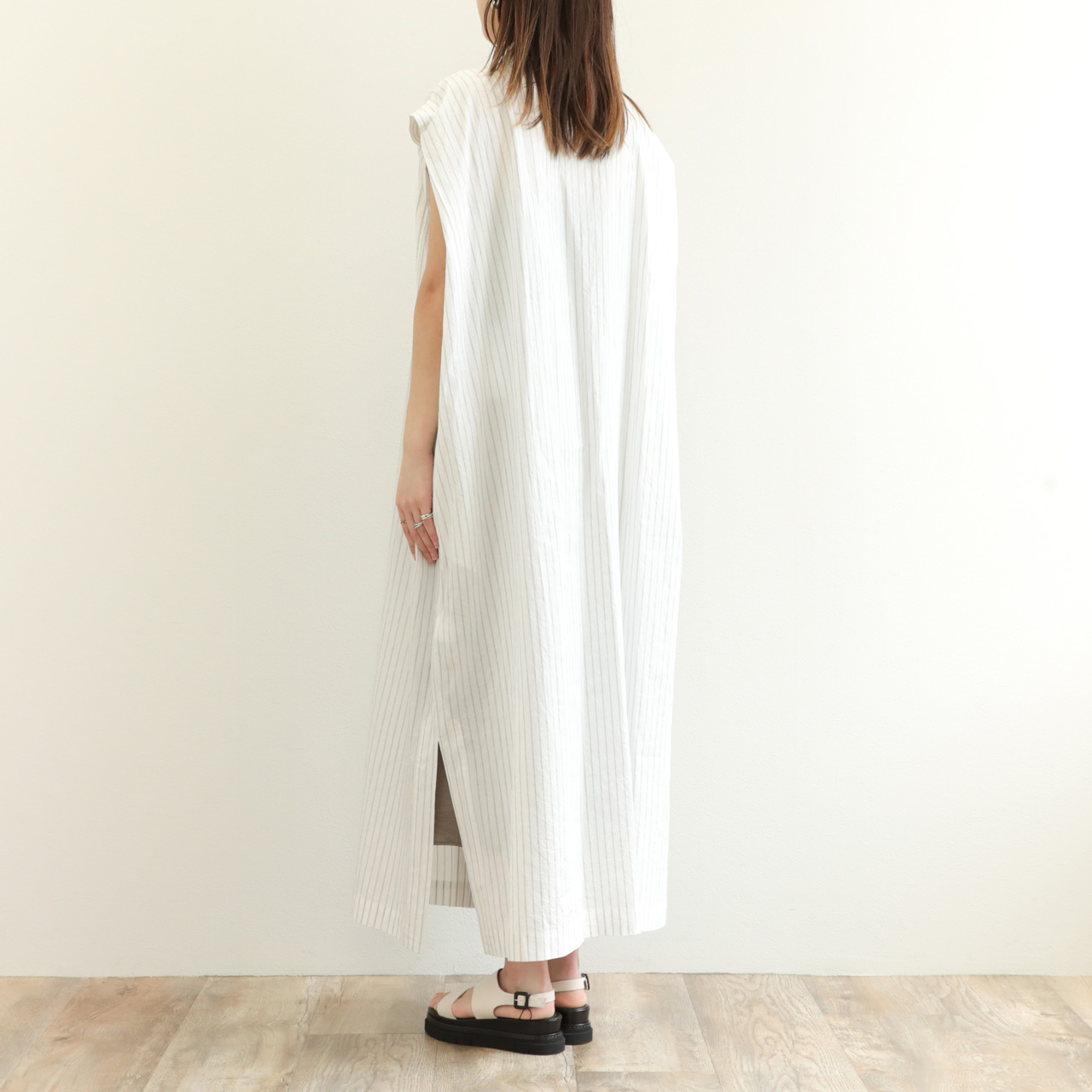 SACRA サクラ シャツワンピース バンドカラー 高密度コットン