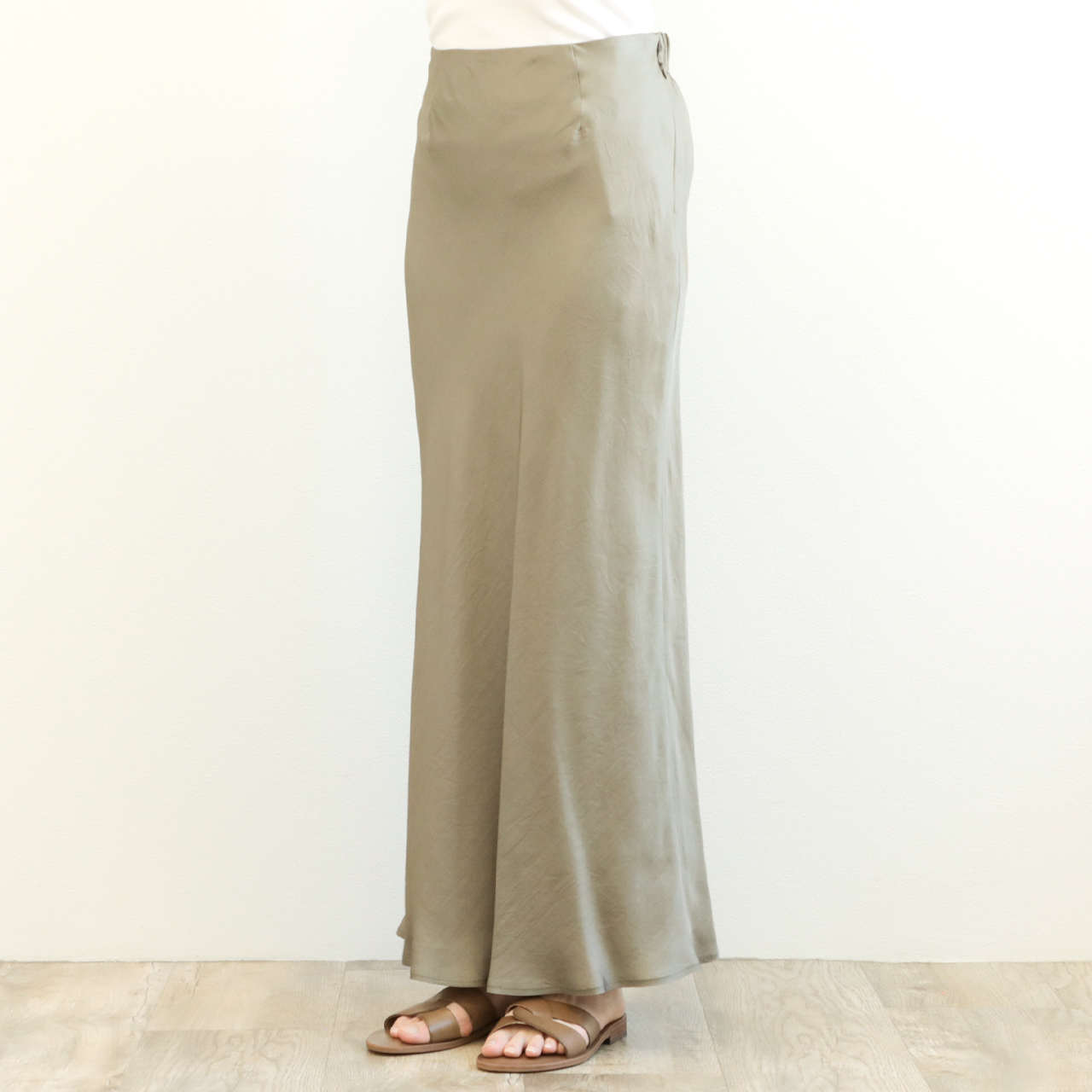 SACRA ロングスカート SACRA｜アセテートサテン スカート ACETATE SATIN SKIRT ロング