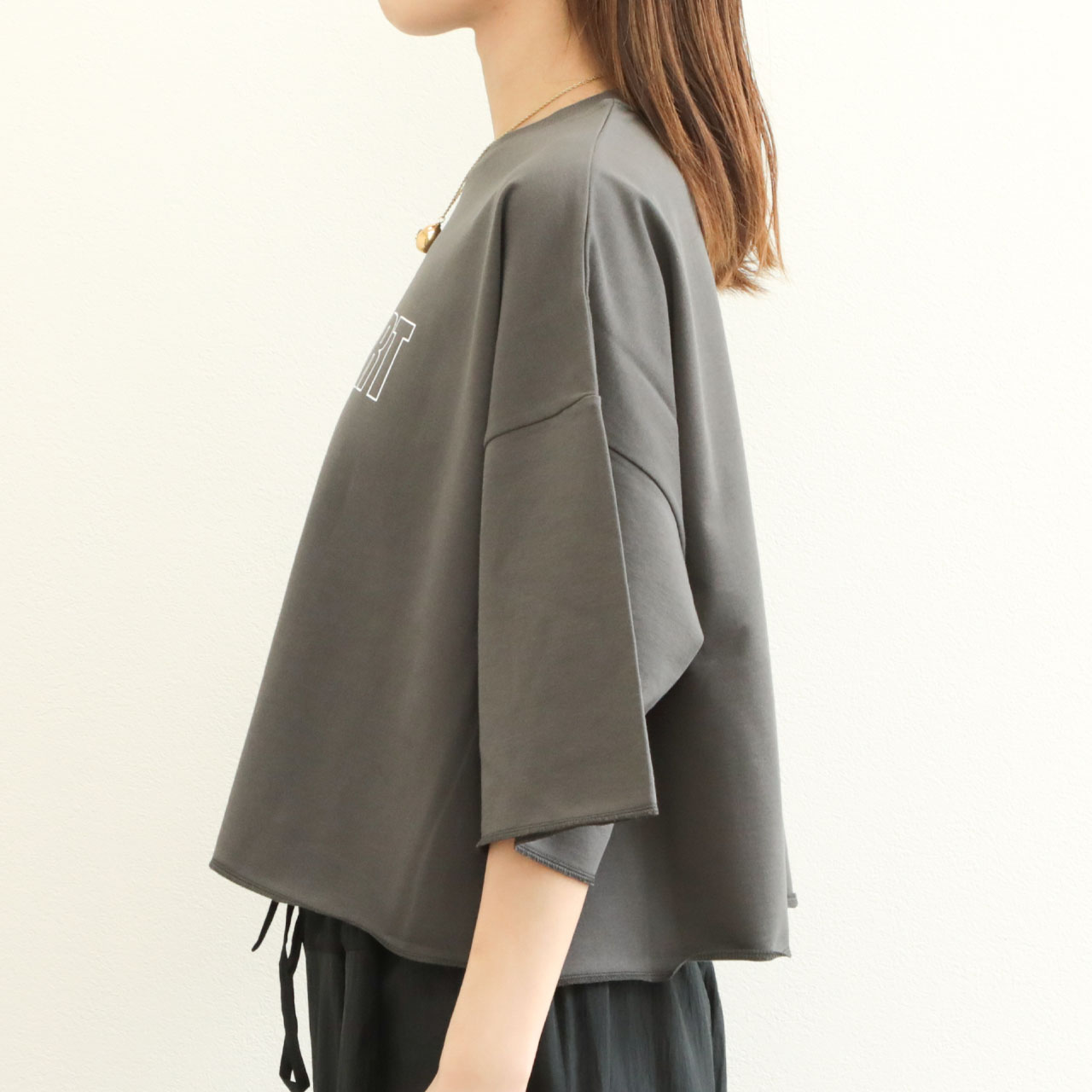 SACRA（サクラ）半袖トップス、クロップド丈 SACRA サクラ レディース ハーフスリーブトップス Tシャツ