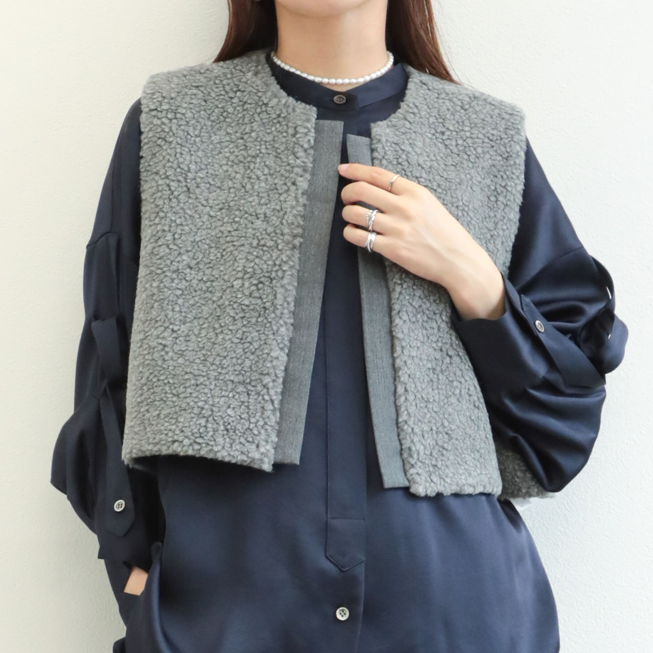 値下げ⭐︎未使用サクラSACRA カーキ ウールジレ ベスト 38定価51700円 値下げ⭐︎未使用サクラSACRA カーキ ウールジレ ベスト 38