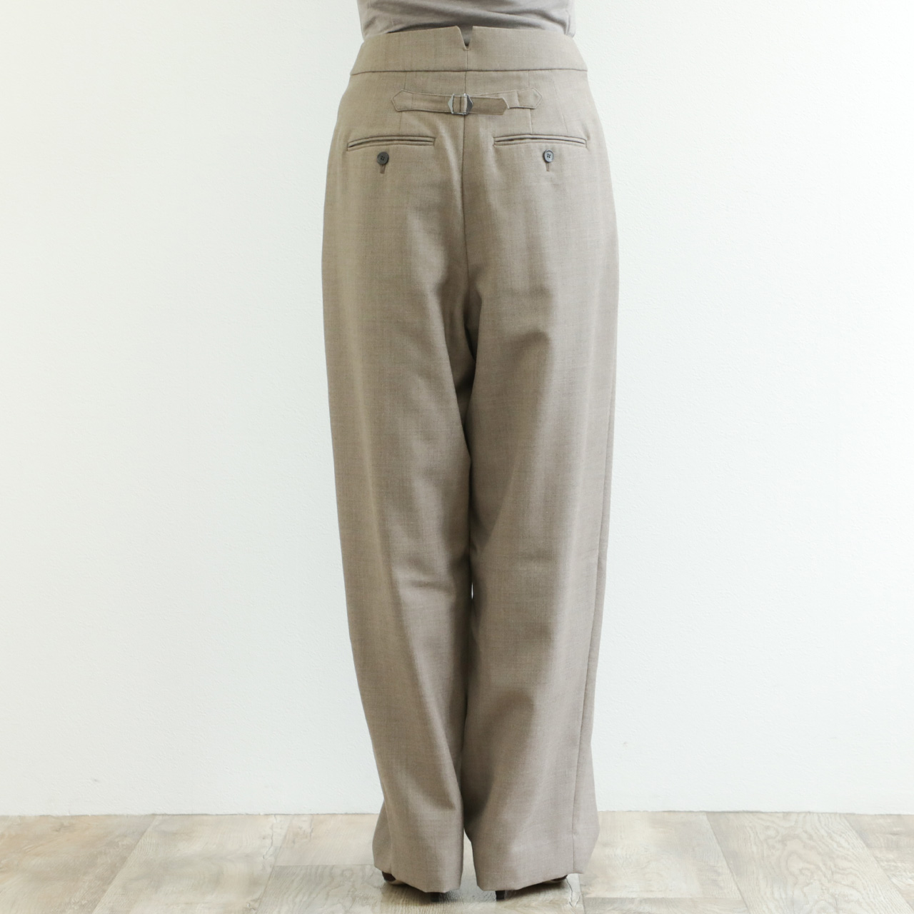 SACRA サクラ パンツ ワイド ウール サージ 2プリーツ 尾錠付き