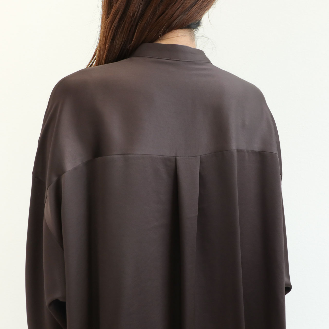 新品未使用　sacra サクラ　バンドカラー　ブラウス　シャツ SACRA（サクラ）の「＜SACRA（サクラ）＞ バンドカラー ブラウス