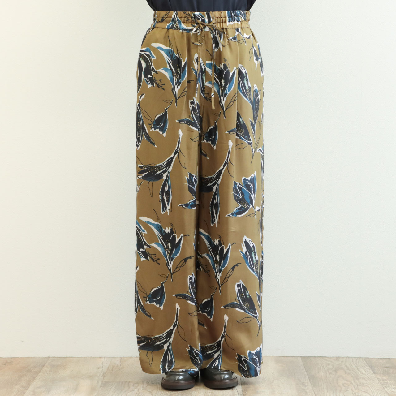 SACRA サクラ パンツ ワイド キュプラ レーヨン 花柄 プリント AUTUMN