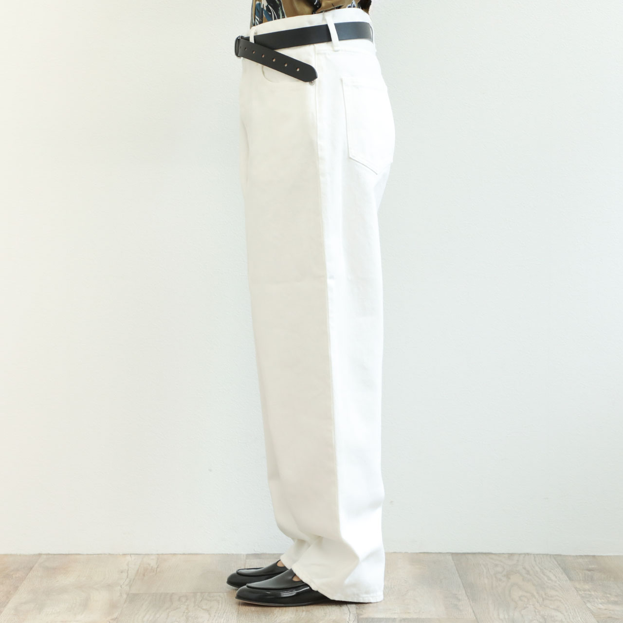 SACRA サクラ パンツ デニム テーパード 5ポケット ウォッシュ加工