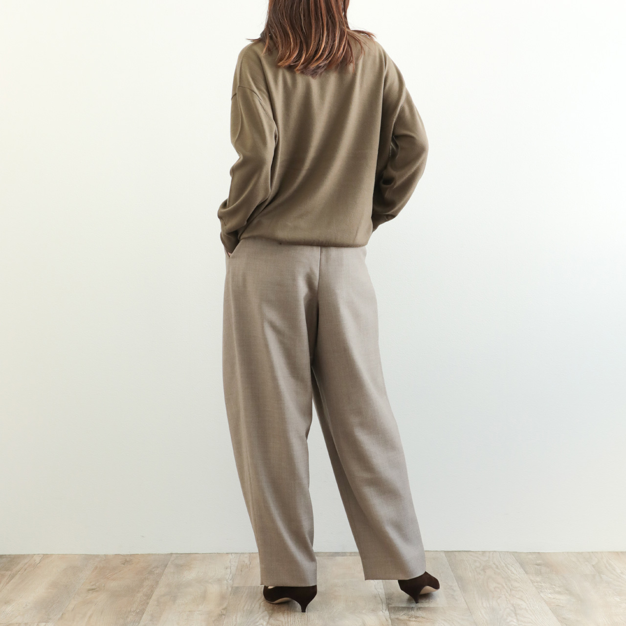 SACRA サクラ ニット プルオーバー クルーネック エキストラファイン