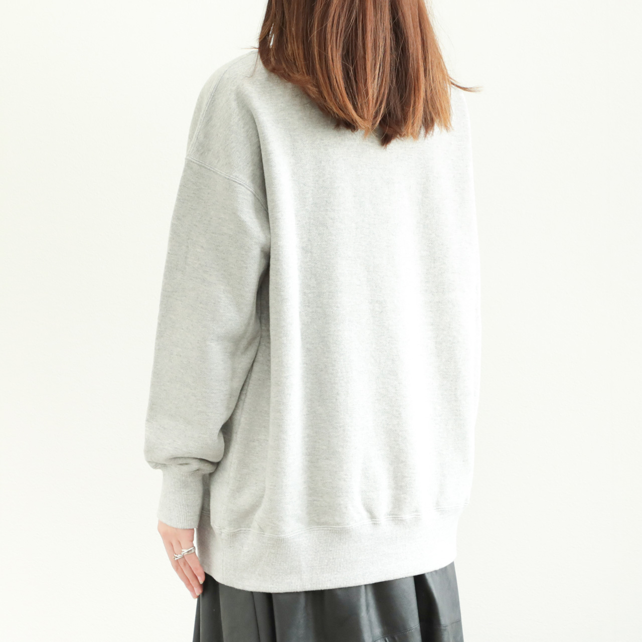 SACRA サクラ スウェット コットン 長袖 丸首 ロゴ 刺繍 PREMIUM