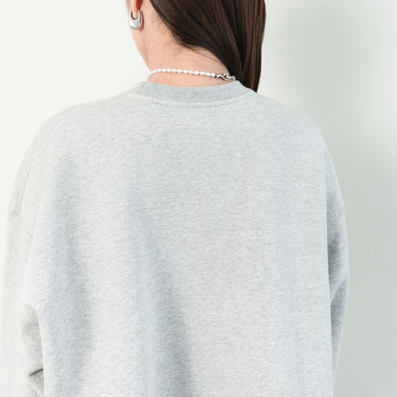 SACRA サクラ レディース スウェット コットン 長袖 丸首 クロップド