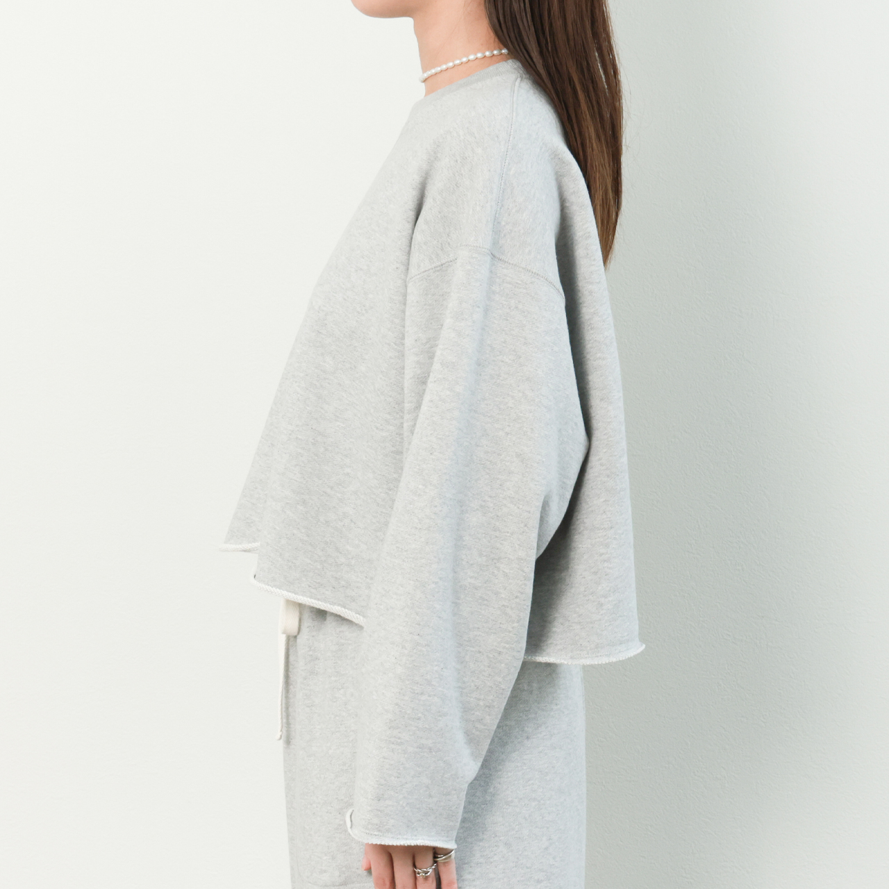 SACRA サクラ レディース スウェット コットン 長袖 丸首 クロップド