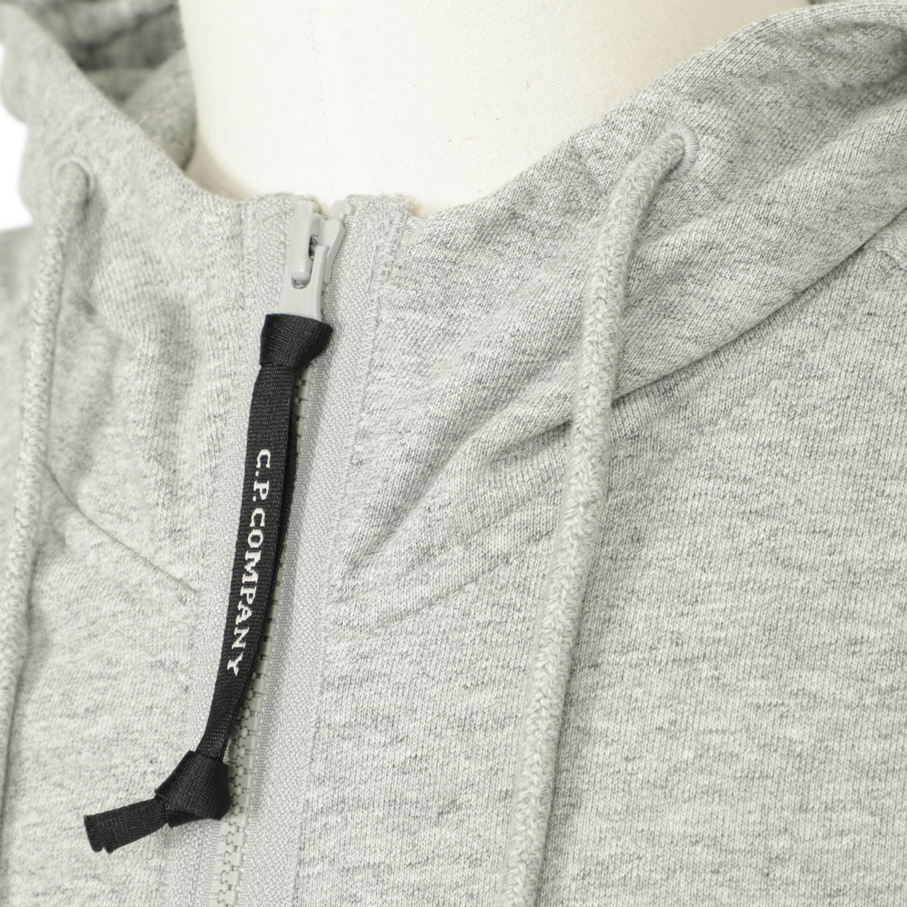 パーカー・フーディ C.P. COMPANY Men Hoodies 18CMSS025A005086W 872 Grey C.P. Company DIAGONAL RAISED FLEECE GOGGLE ZIPPED HOODED