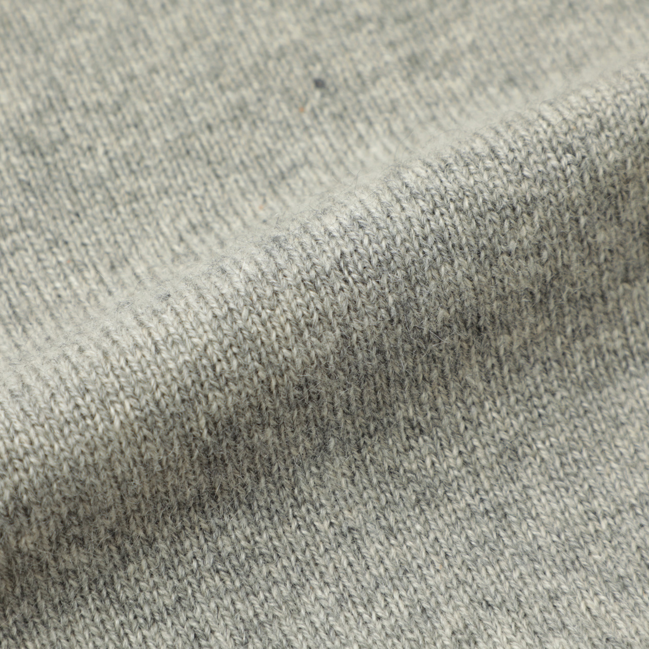 gim ジム ニット ハイゲージ Vネック カシミヤ 22502010 モンゴル産