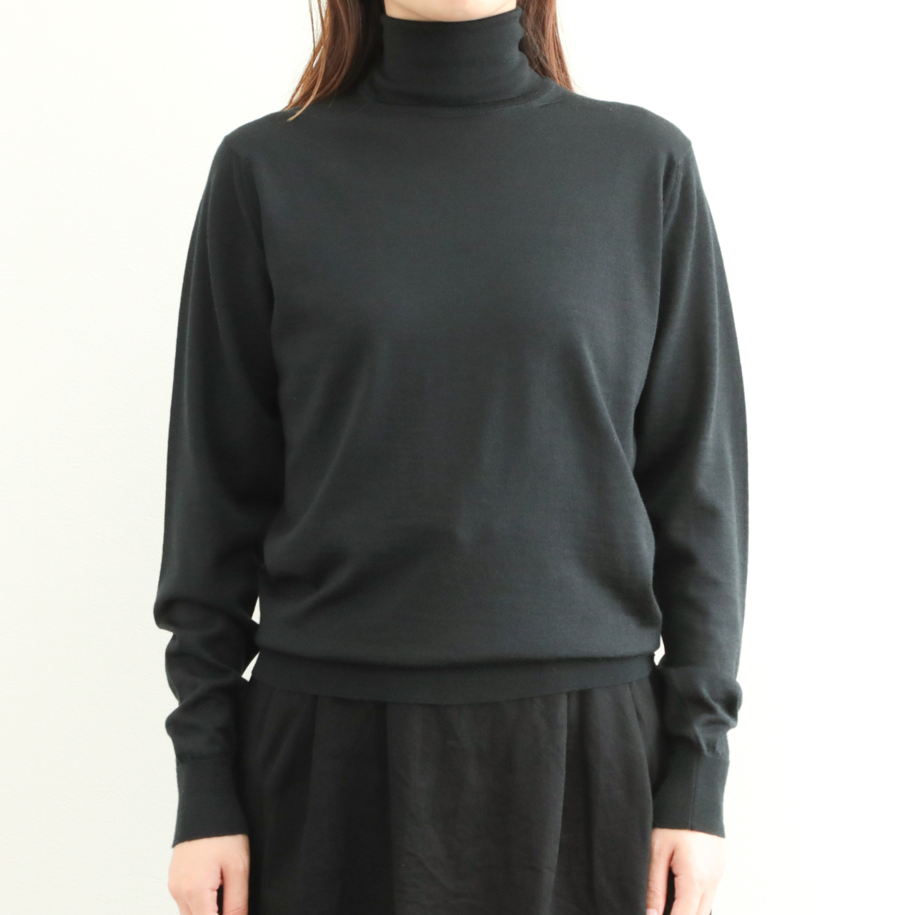 【美品】ジョンスメドレー ウール ハイゲージニット ブラック Mサイズ JOHN SMEDLEY ジョンスメドレー レディース ニット ハイゲージ