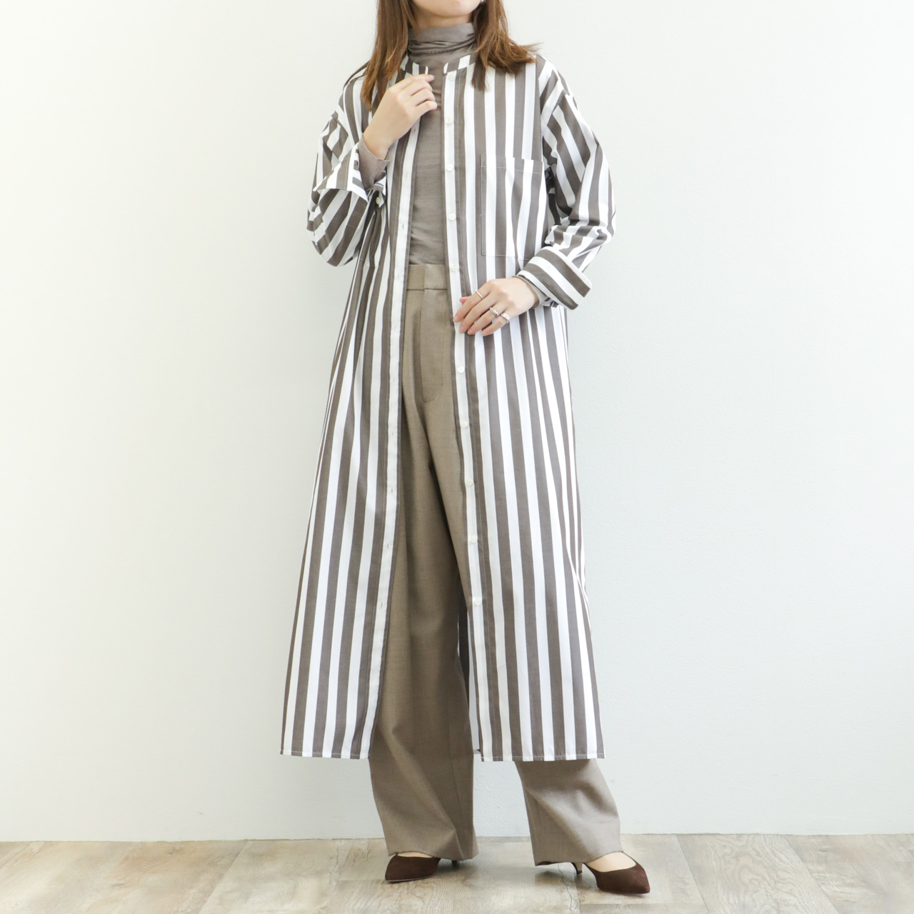 新品タグ付き DRAWELL ドロウェル マキシ丈シャツワンピース 綿 日本製 新品タグ付き DRAWELL ドロウェル マキシ丈シャツワンピース 綿 日本製