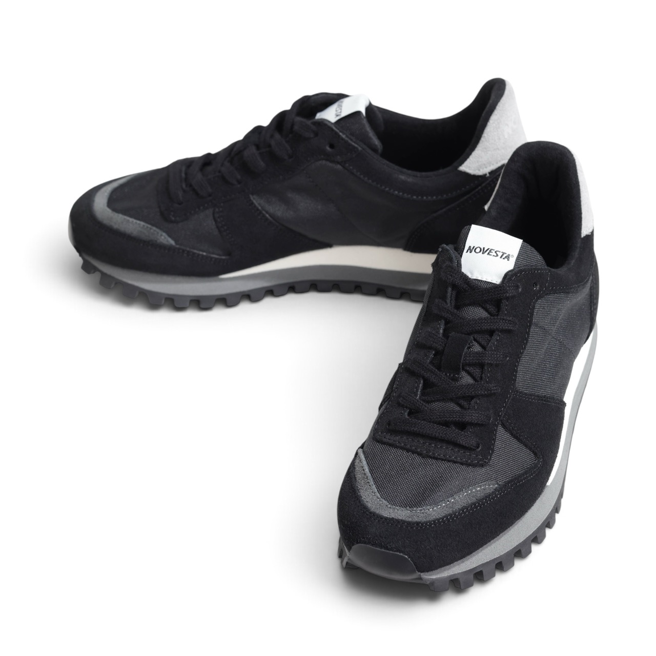 【SALE中】NOVESTA スニーカー ホワイト ブラック NOVESTA ノヴェスタ MARATHON TRAIL マラソントレイル レディース
