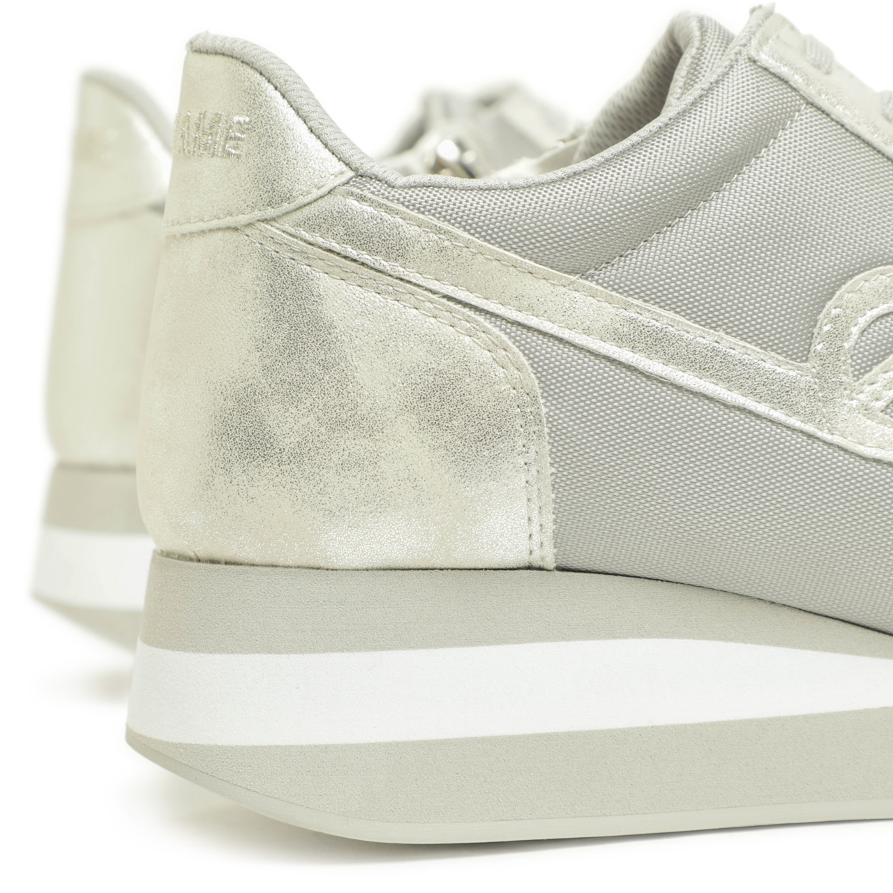 NO NAME ノーネーム スニーカー ローカット レースアップ 厚底