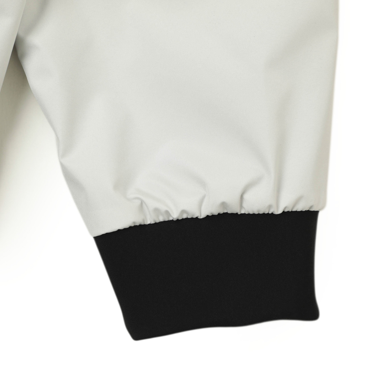 HERNO ヘルノ ブルゾン MA-1 ポリエステル 撥水 WINDSTOPPER HERNO ヘルノ ブルゾン MA-1 ポリエステル 撥水 WINDSTOPPER
