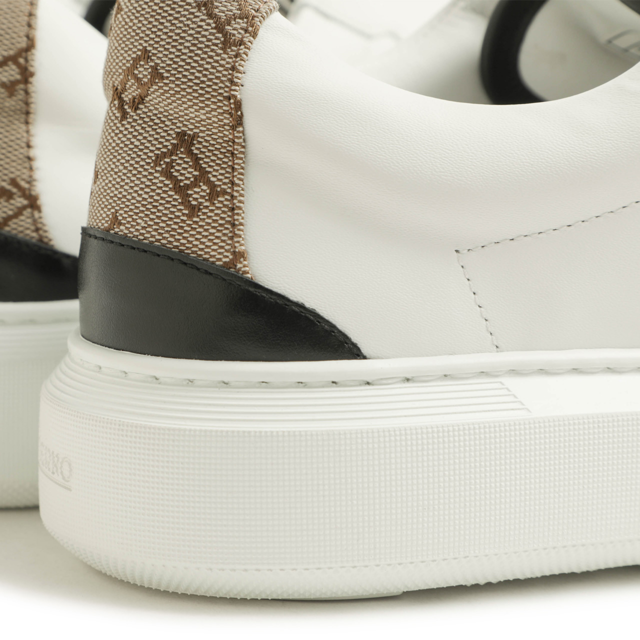 HERNO スニーカー ローカット レースアップ コートシューズ 厚底