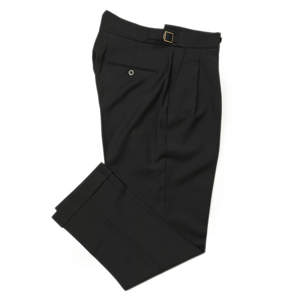 BERWICH ベルウィッチ スコッチ 2プリーツ ベルトレスパンツ ブラック