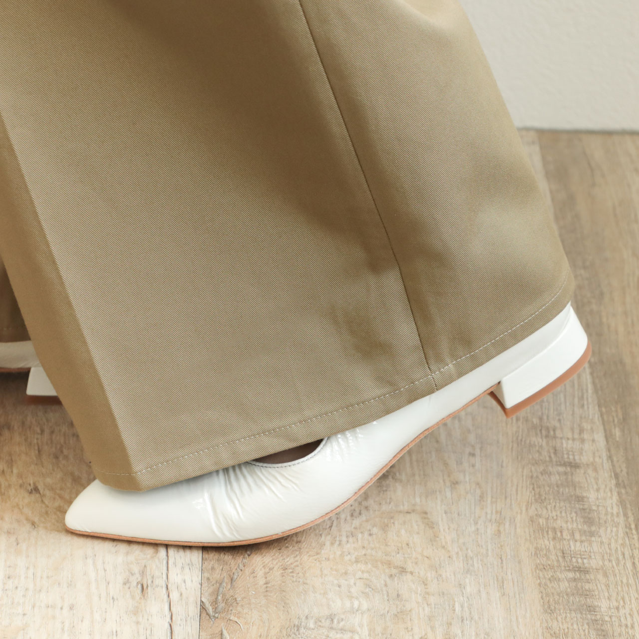 【美品】マイカアンドディール MICA&DEAL one tuck pants マイカアンドディール MICA&DEAL high waist pt （BEIGE