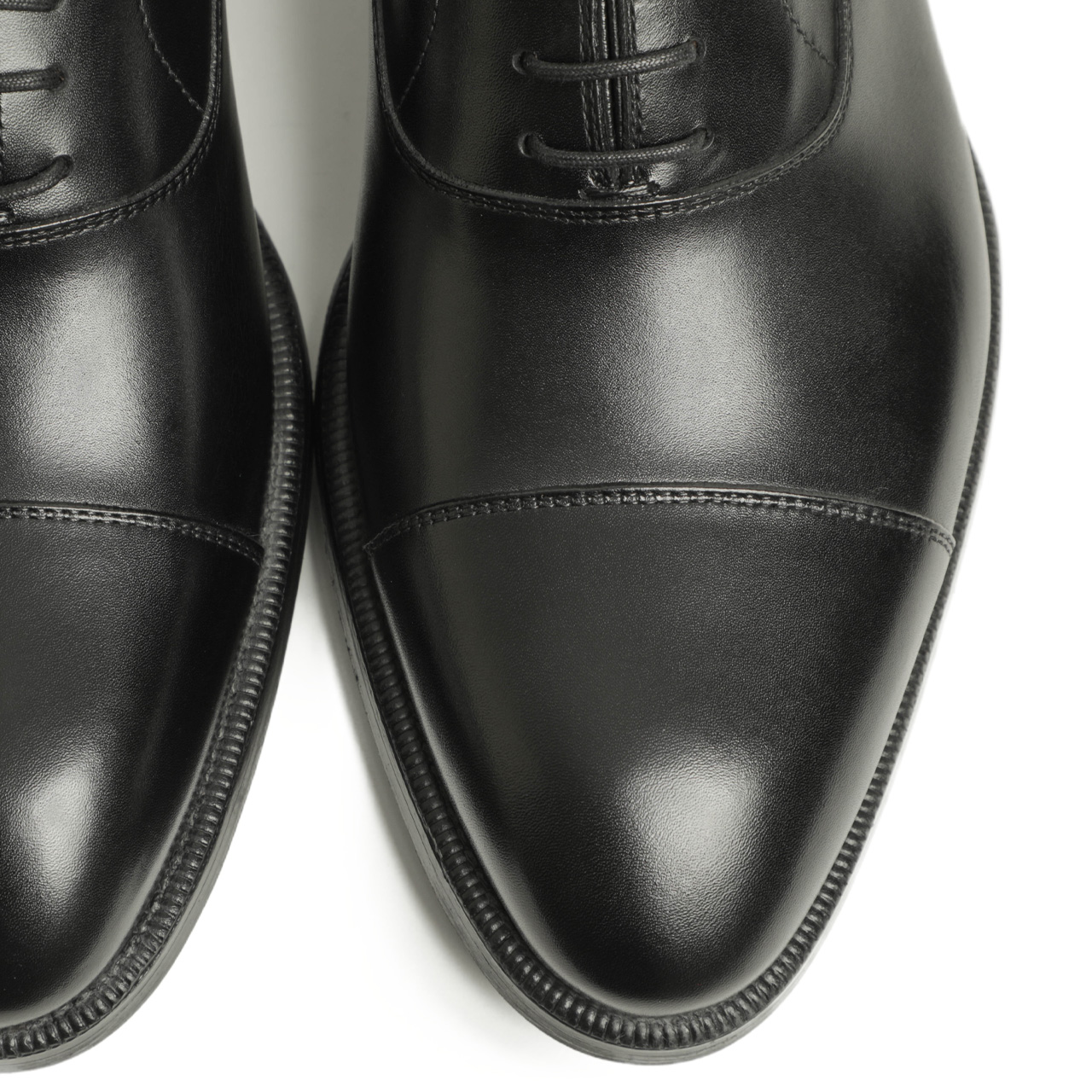 マグナーニ　ストレートチップ ストレートチップ ラバーソール ブラック | 15676 BL – MAGNANNI