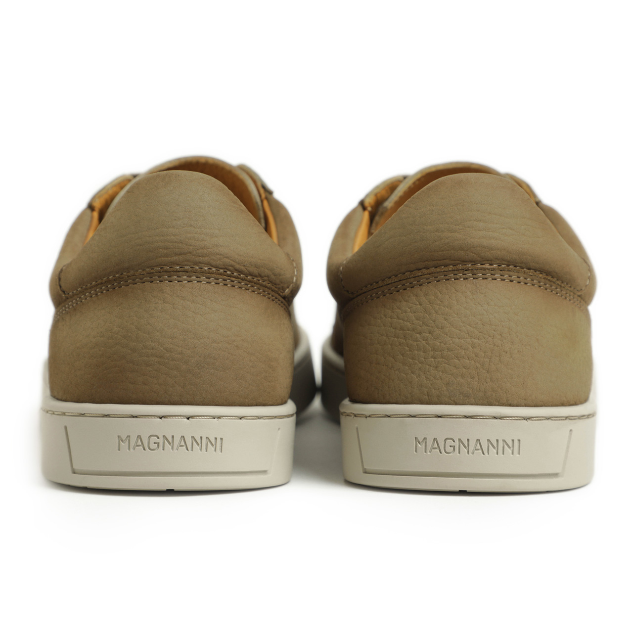 マグナーニ　シューズ　42 ディアスキンレザー カップソールスニーカー ブラック | 25304