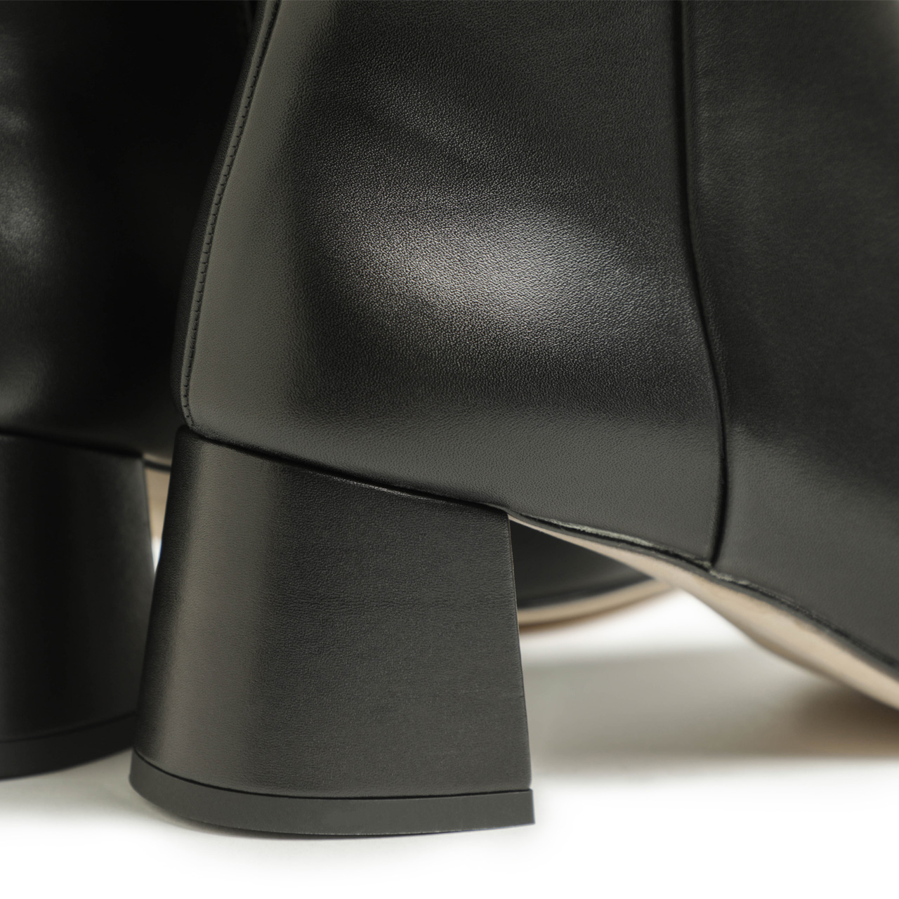 マグナーニ　MAGNANNI 42 サイドジップショートブーツ 楽天市場】【訳あり・セール価格】MAGNANNI マグナーニ サイド