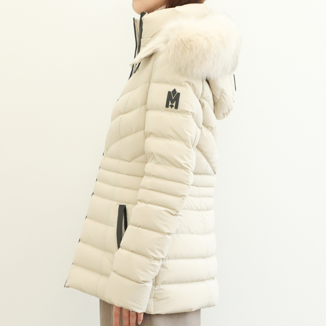 Mackage ベージュ ダウンジャケット フード付き Mackage マッカージュ MACKAGE ダウンコート ダウンジャケット