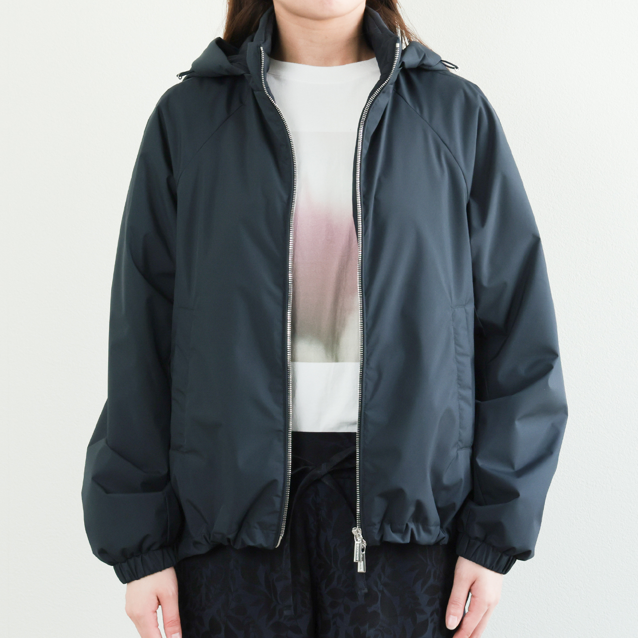 【美品】ムーレー MOORER フード　ブルゾン ジャケット　ブルー イタリア製 MOORER ムーレー レディース ブルゾン パーカー ショート丈 フーデッド