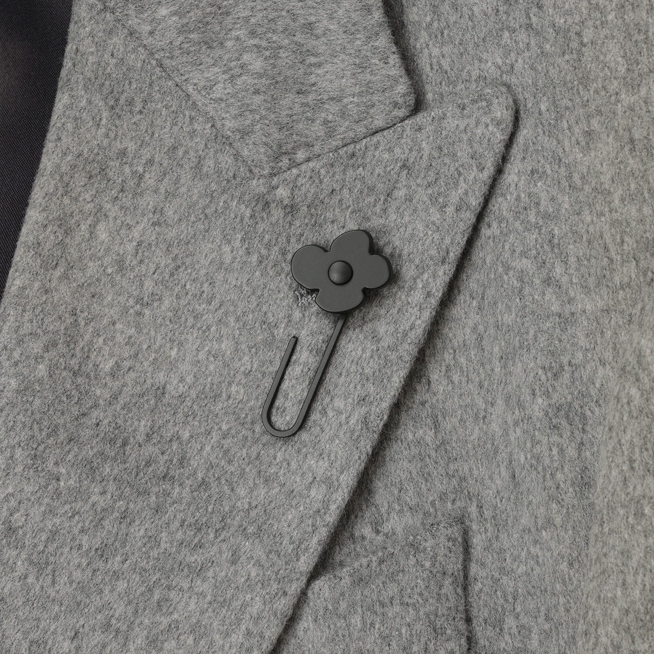 ラルディーニグレー チェスターコート フラワーピン付き LARDINI